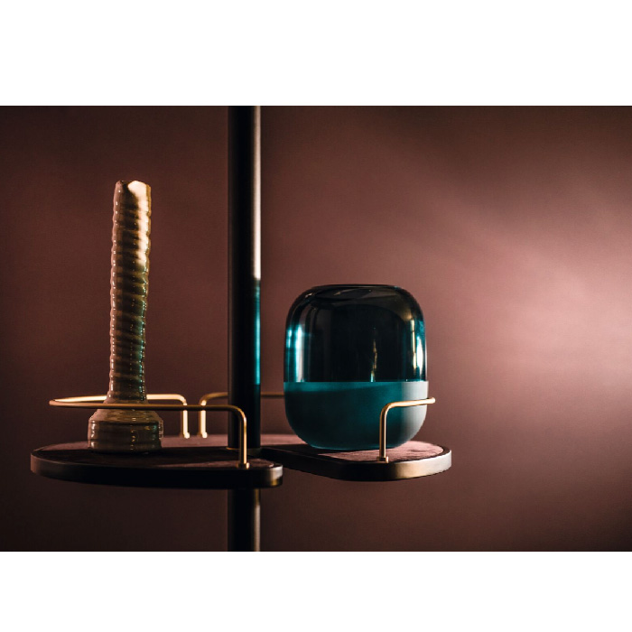  Ninfea 吸頂式書架